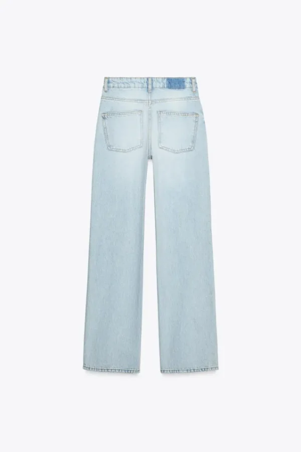 STRAIGHT LIGHT BLUE JEANS