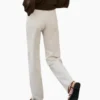 STRAIGHT BEIGE JEANS